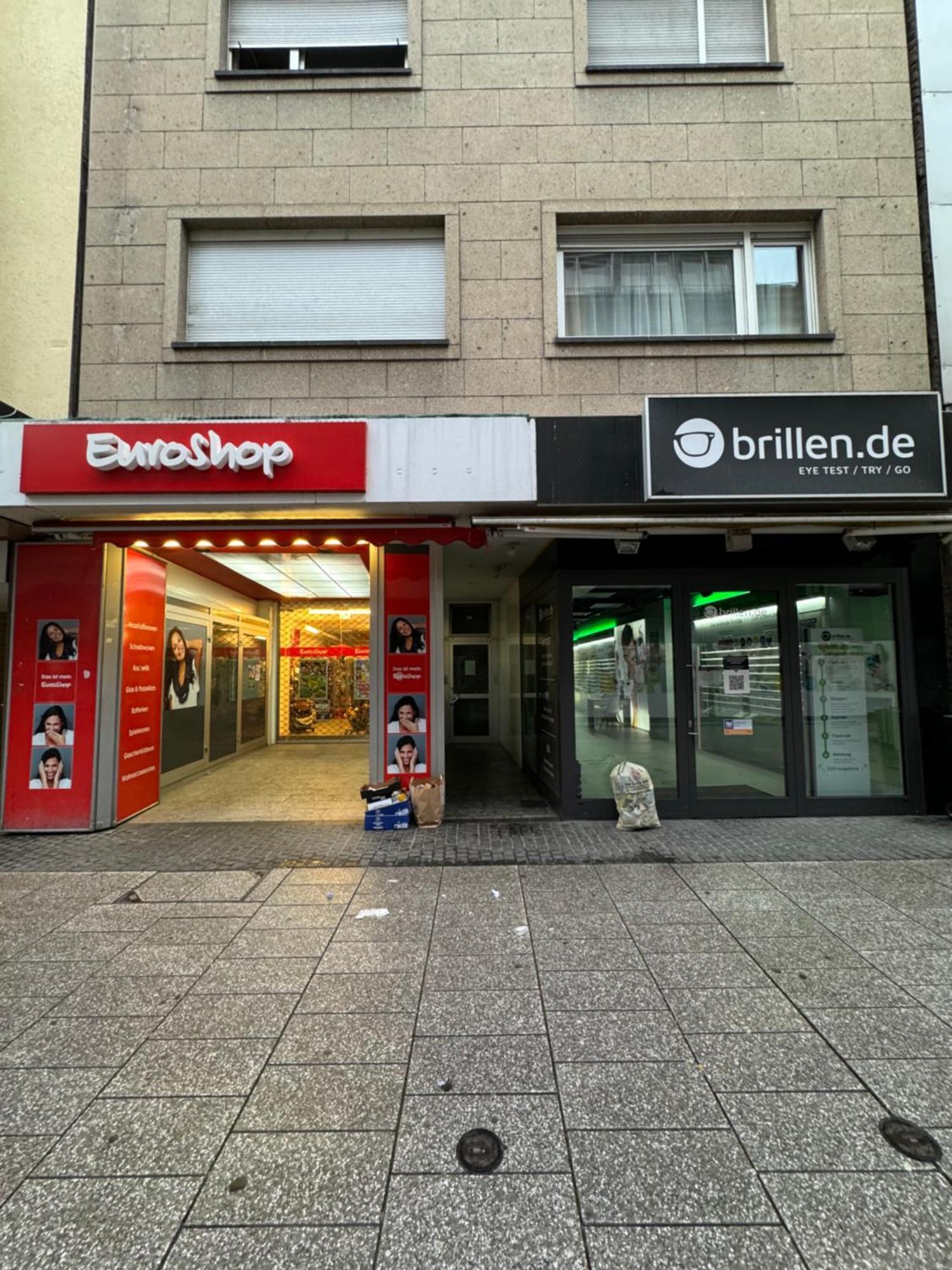 Zentrale Wohnung Mit Balkon โคเบลนซ์ ภายนอก รูปภาพ