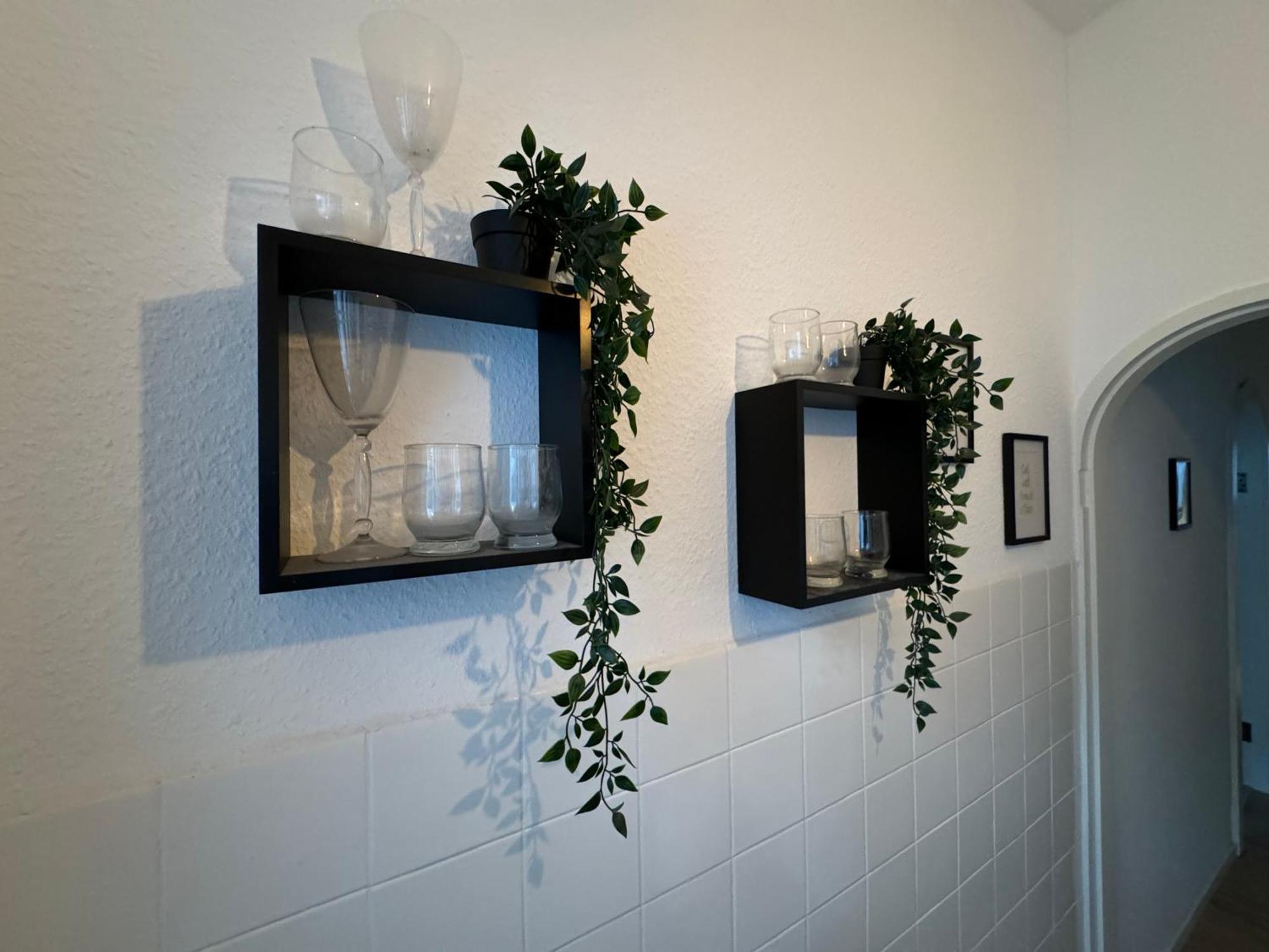 Zentrale Wohnung Mit Balkon โคเบลนซ์ ภายนอก รูปภาพ